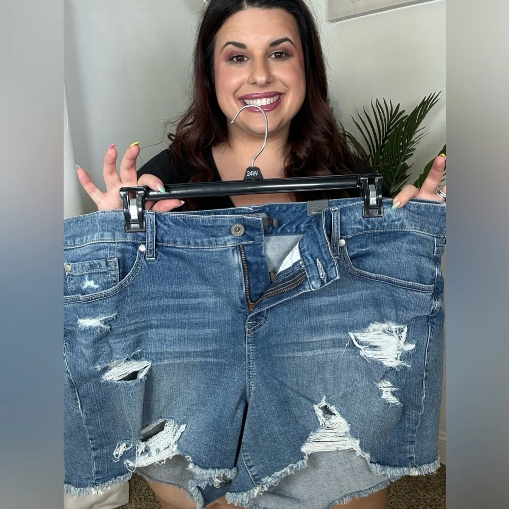 Plus Distressed Shorts
